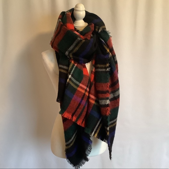 Old Navy Accessories - Black Plaid Blanket Fringe Scarf